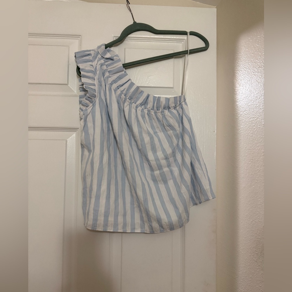 Mason's Daughter Asymmetrical Ruffled Top - Picture 2 of 13